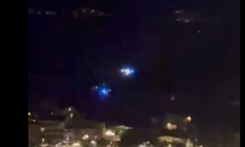 Alarm na Makarskoj rivijeri: Ispaljene najmanje četiri signalne rakete, vatrogasci na nogama