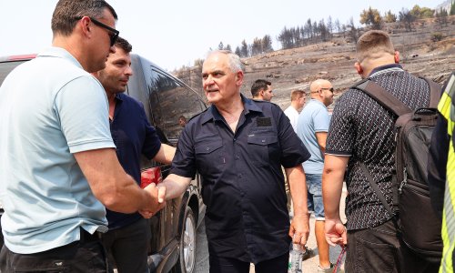 Splitski župan otkrio podatke: U Omišu izgorilo 106 vozila, 28 kuća, ali i drugih objekata