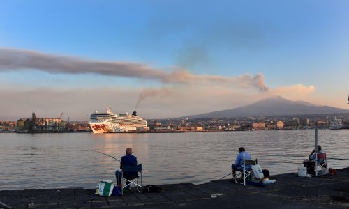 Etna opet poremetila zračni promet: Ograničen broj dolazaka