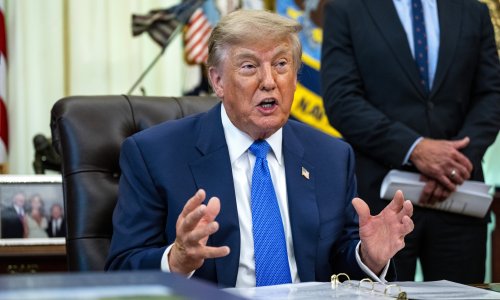 Trump šokirao prijetnjom Omanu: 'Ako nam stanu na put, bombardirat ćemo ih!'