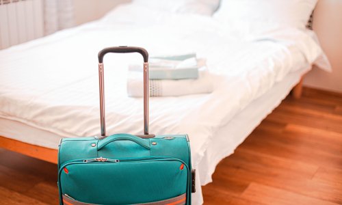 Šampon smije u kofer, ali ogrtač nikako: Vodič kroz pravila hotelske sobe koja mnogi krše