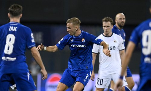 Ludnica na Maksimiru: Dinamo otvorio rapsodijom, Viking se vratio!