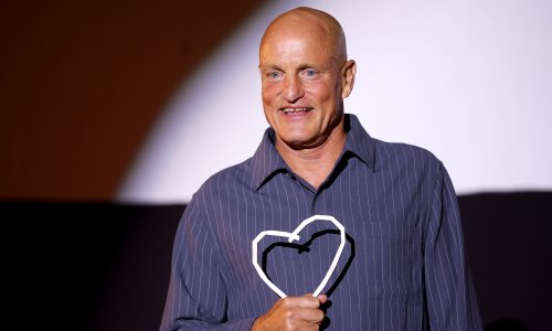 Woodyju Harrelsonu uručeno Počasno srce Sarajeva, priznao: 'Znači mi više od bilo kojeg priznanja'