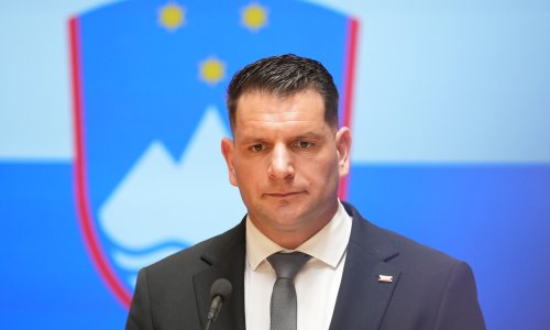Skupio gotovo 65.000 potpisa za smjenu šefa slovenskog parlamenta: Potpisali i 'Donald Trump' i 'Miki Maus'