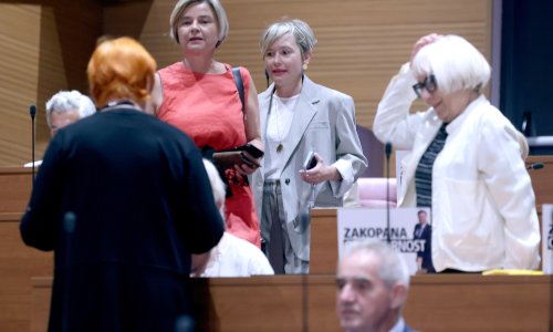 Maratonska sjednica trajala 18 sati: 'Uništavate sveto hrvatsko tlo u koje se tako kunete!'