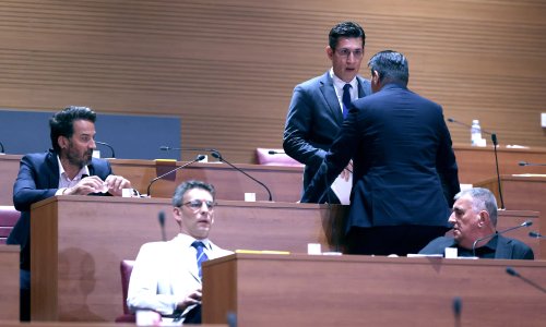 Nastavljena sjednica Sabora: Odmah zakuhalo između HDZ-a i Mosta