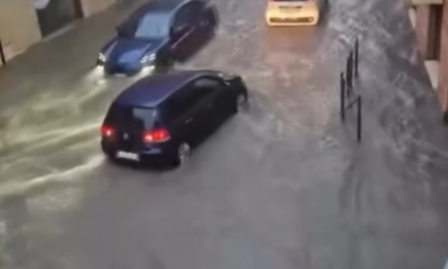 VIDEO Snažna oluja poharala i Italiju, na tisuće kućanstva ostalo bez struje