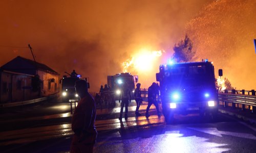 Objavljena snimka užasa: ‘Hitna ne može do žene koja je u autu s djetetom! Imaju opekline'