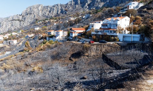 Tek sada je službeno gotovo: Ugašen požar koji je prije dva tjedna devastirao Omiš