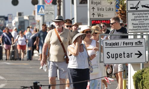 Velika smjena turista u Splitu: Kroz zračnu i trajektnu luku više od 120.000 putnika