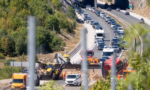 FOTO Pogledajte neviđeni kaos na A1: Kolone se protežu kilometrima