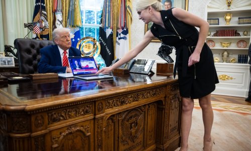 Što se događa između Trumpa i mlade suradnice? Isplivala intimna pisma: 'Ti si mi sve što je važno...'