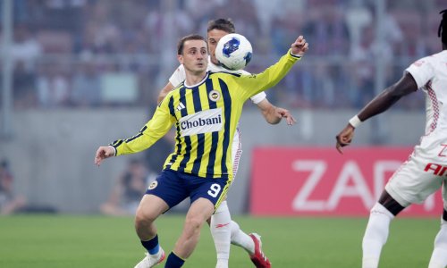 Zvijezda Fenerbahçea ostala ležati nakon udarca u glavu: Klub se hitno oglasio