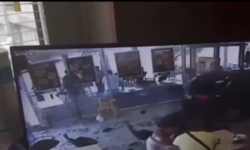 VIDEO Pojavila se snimka nesreće na A1: Audi probio staklenu stijenu i uletio među goste restorana
