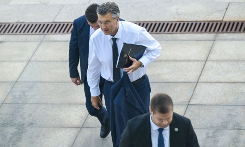 Vlada danas ima posla: Na redu su ove ključne teme - jedna označena stupnjem tajnosti