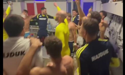 Delirij u Hajdukovoj svlačionici: Zaorila se 'Dalmacijo', s igračima slavili Bilić i Graf
