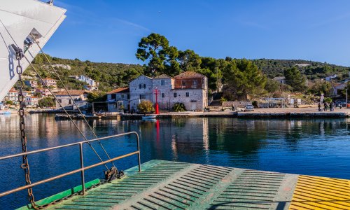 Stanovnici Drvenika pisali Jadroliniji: Traže direktnu liniju sa Splitom
