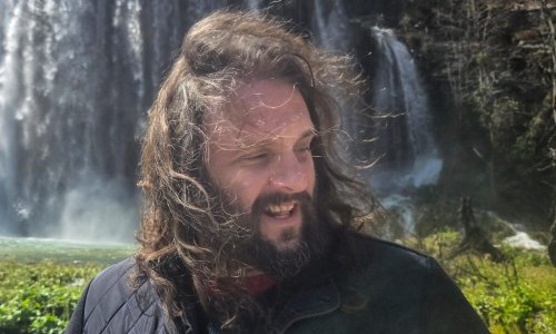 Svemirski brod koji je završio kao podloga za gradele: Razgovarali smo s redateljem filma u kojem Bakićevo remek-djelo svira vlastitu propast