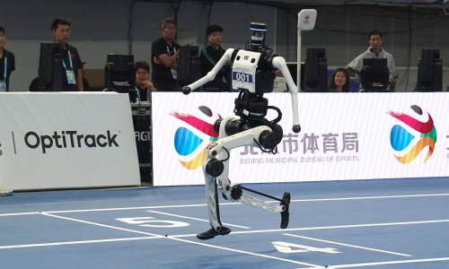VIDEO Kineski humanoidni robot nedavno srušio rekord Usaina Bolta. Stručnjaci objasnili u čemu je kvaka