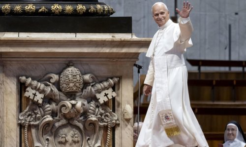 Papa podbada Trumpa: Meni su svi novinari dobrodošli