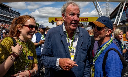 Jeremy Clarkson sjeo u ovaj auto pa potpuno izgubio glavu: 'Skoro sam ispao. Obožavao sam ga'