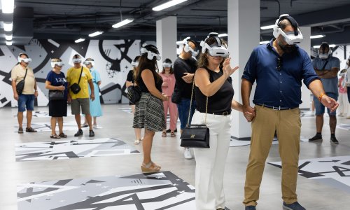 U centru Zagreba otvoren novi VR prostor: Možete ući u Keopsovu piramidu i proputovati 3,5 milijardi godina