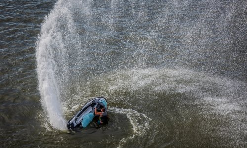 Jet-skijem naletio na djevojke na SUP dasci, jedna završila u bolnici