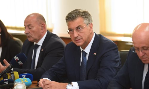 Plenković poslao poruku Srbiji: 'Moraju se vratiti u prvi razred škole'