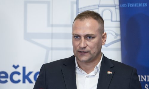 Ministar Vlajčić otvorio obiteljski album: Posebnom porukom supruzi otkrio koliko mu znači