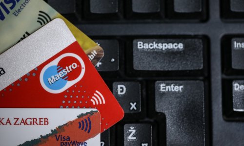Hrvati 'peglaju' kartice više nego godinu ranije: Evo na što troše najviše