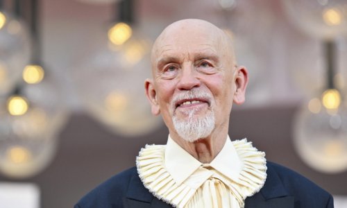 John Malkovich jedva zadržao suze: Novi film ispraćen je ovacijama dugim 13 minuta