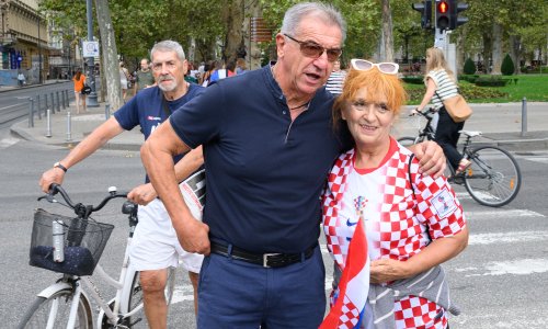 Lički župan za čije vladavine je odloženo najviše opasnog otpada stigao na prosvjed