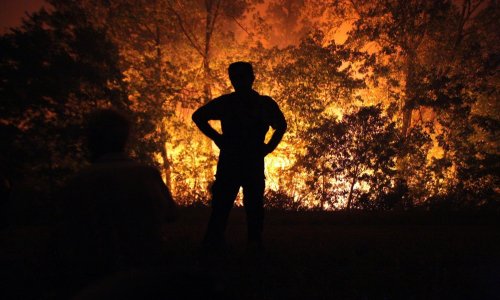 Novi veliki šumski požar u Srbiji: Vatru na Suvoj planini gasi i ruski zrakoplov