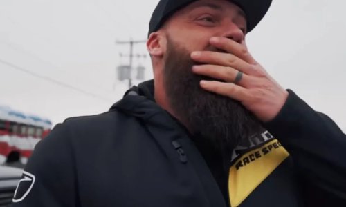Poznati YouTuber kupio najjeftiniji novi automobil na svijetu za 3800 dolara: Kad mu je stigao, doživio je šok