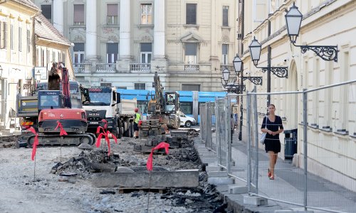 FOTO Strojevi raskopali Staru Vlašku: Evo kako sada izgleda i dokad traju radovi