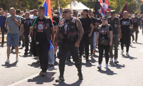 Nacionalni spektakl za krvnika neće proći bez posljedica: EU sprema potez protiv Srbije