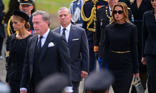 Privukla je sve poglede: Rania zadivila profinjenim izdanjem bez ijednog suvišnog detalja