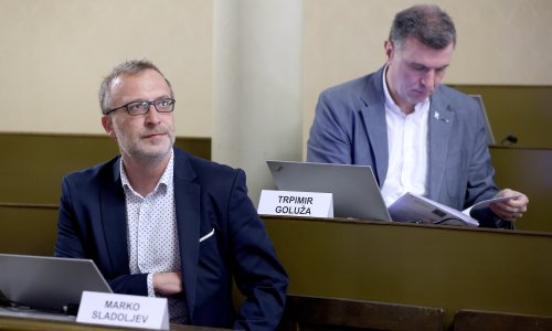 Zagrebački Mostovci se plaše transrodnih lutaka u vrtiću: 'Mičite prste od naše djece'