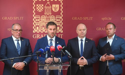 Split pokreće ‘Mama, tu smo’: Majkama pomoć prva tri mjeseca nakon poroda, država želi proširiti projekt
