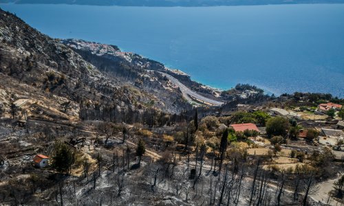 Troje stradalih u požaru kod Omiša i dalje teško životno ugroženo