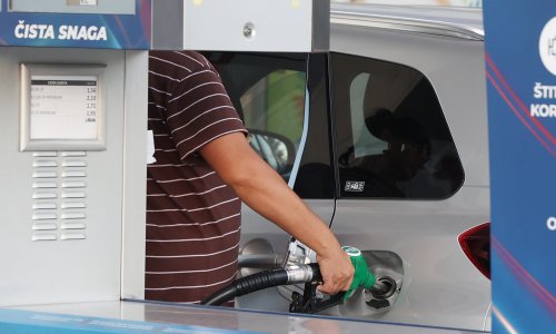 Što je gore - benzin u dizelaša ili dizel u benzinca? Jedna pogreška može uništiti cijeli sustav goriva