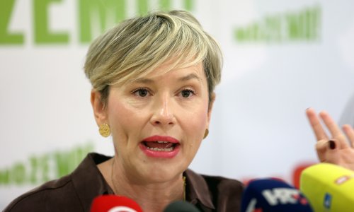 Kekin: Roditeljima nametnuli preglede do 90 eura, a pravilnik je pisao i vlasnik poliklinike koji na njima zarađuje