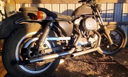 Kupio je mitski Harley sa samo 16 godina, a onda je 33 godine ostao zaboravljen među miševima: Pogledajte što se dogodilo kad su ga pokušali upaliti