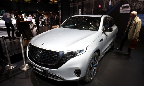 Udubljenje veličine palca otpisalo Mercedes vrijedan 30.000 eura: Popravak je skuplji od vozila