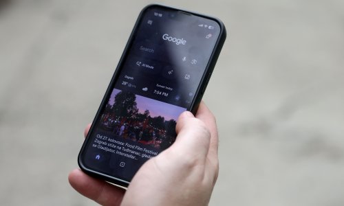 Mučno vam je čim pogledate mobitel u automobilu? Android je upravo dobio funkciju koju ćete htjeti uključiti