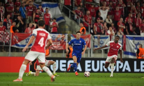 Dinamo je opasno živio, stativa i Kotarski spašavali su Modre. Pogledajte prilike Hapoela