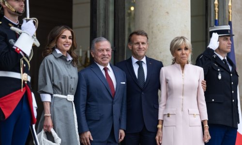 Brigitte Macron ostala vjerna omiljenom kroju, a ova nježna nijansa pun je pogodak