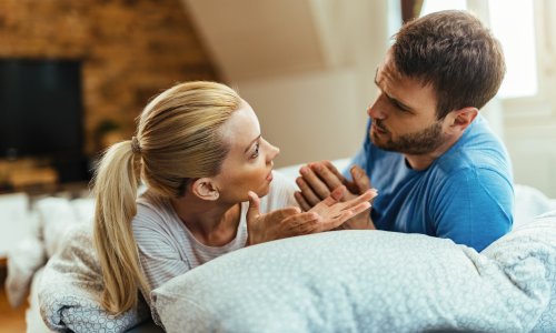 Četiri rečenice koje partneri izgovaraju iz navike, a stručnjaci tvrde da najviše štete vezi: Znate li koju ste izgovorili zadnju?