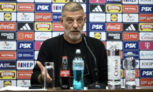 Počela nova Bilićeva era. Na prvom treningu Vatrene je podijelio u tri skupine