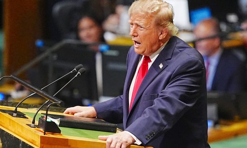 AI dobila novi naziv, Trump poručio: 'Neću gušiti njen razvoj'